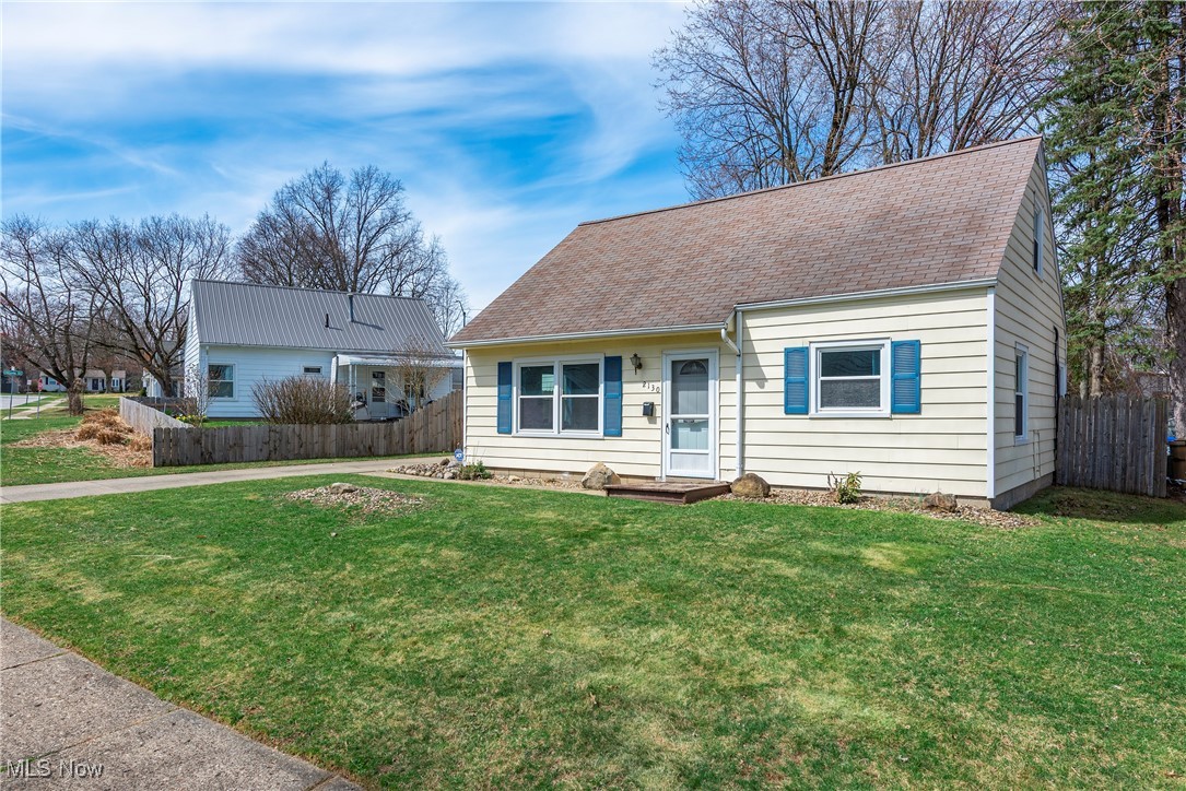2130 Suncrest Drive, Cuyahoga Falls, Ohio image 3