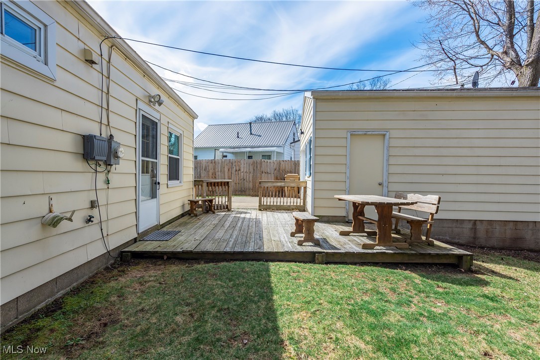 2130 Suncrest Drive, Cuyahoga Falls, Ohio image 36