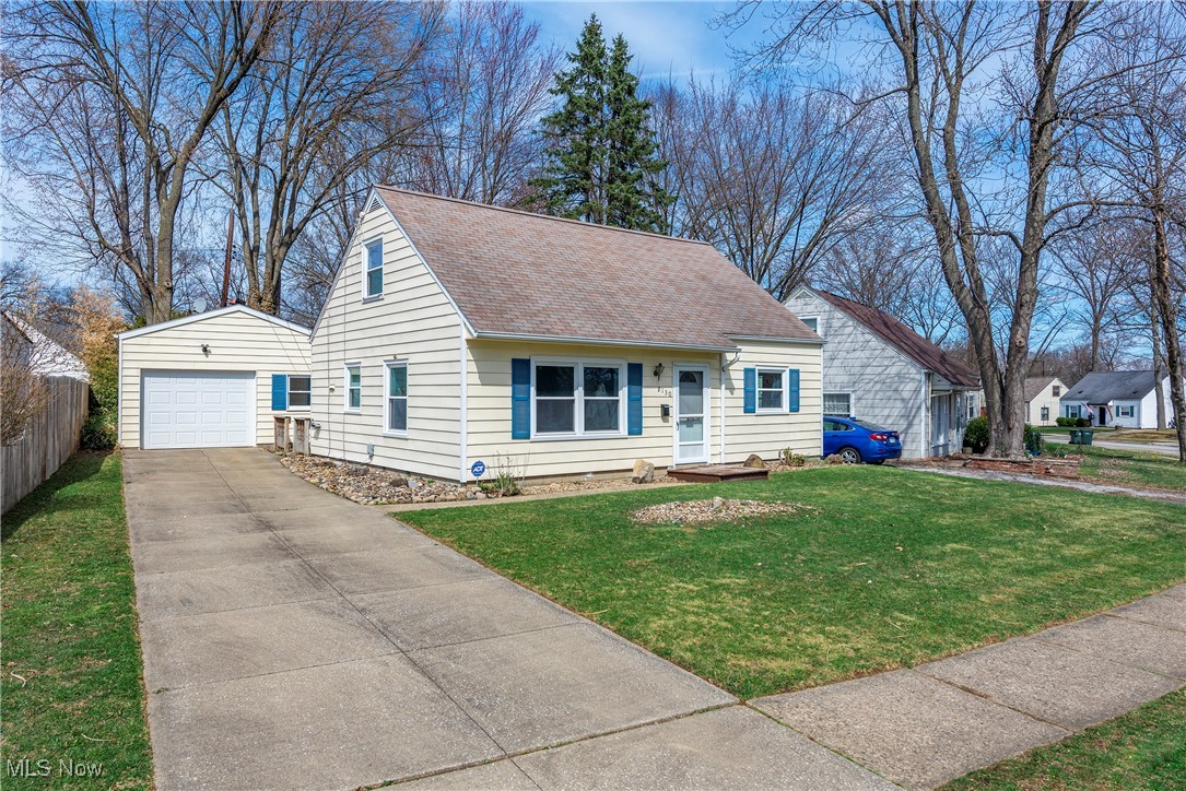 2130 Suncrest Drive, Cuyahoga Falls, Ohio image 1