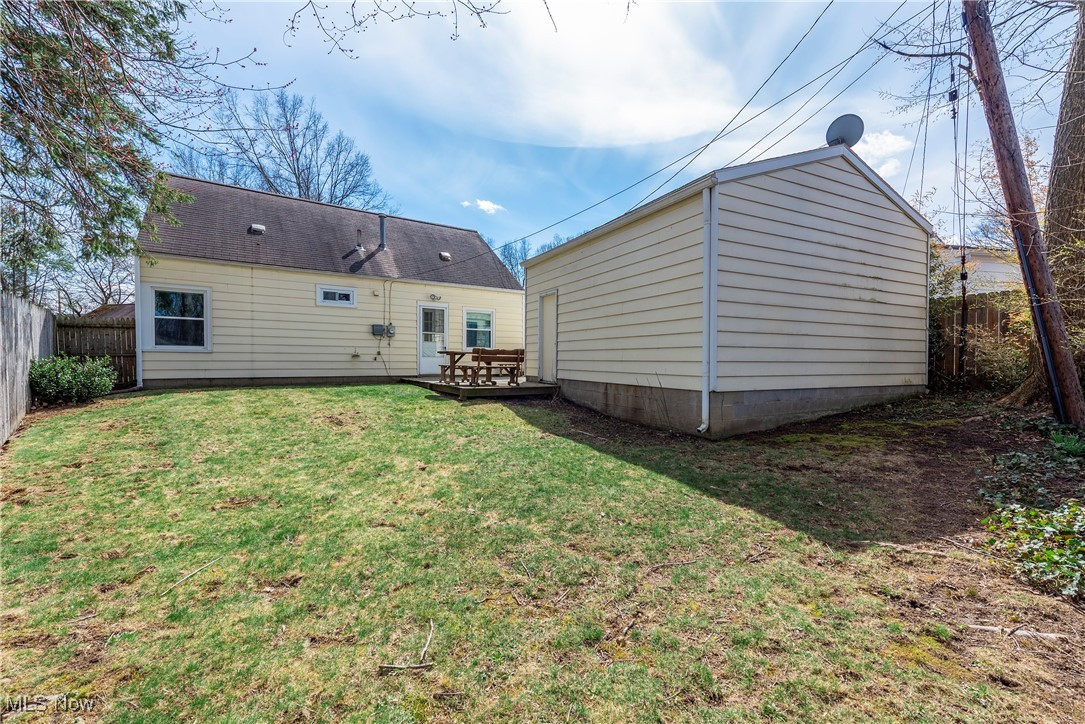 2130 Suncrest Drive, Cuyahoga Falls, Ohio image 40