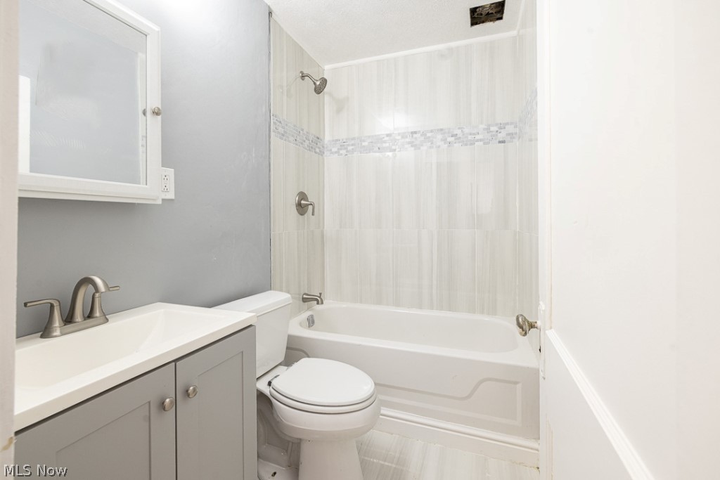 Cyrus Bosworth Proposed - Residential Income