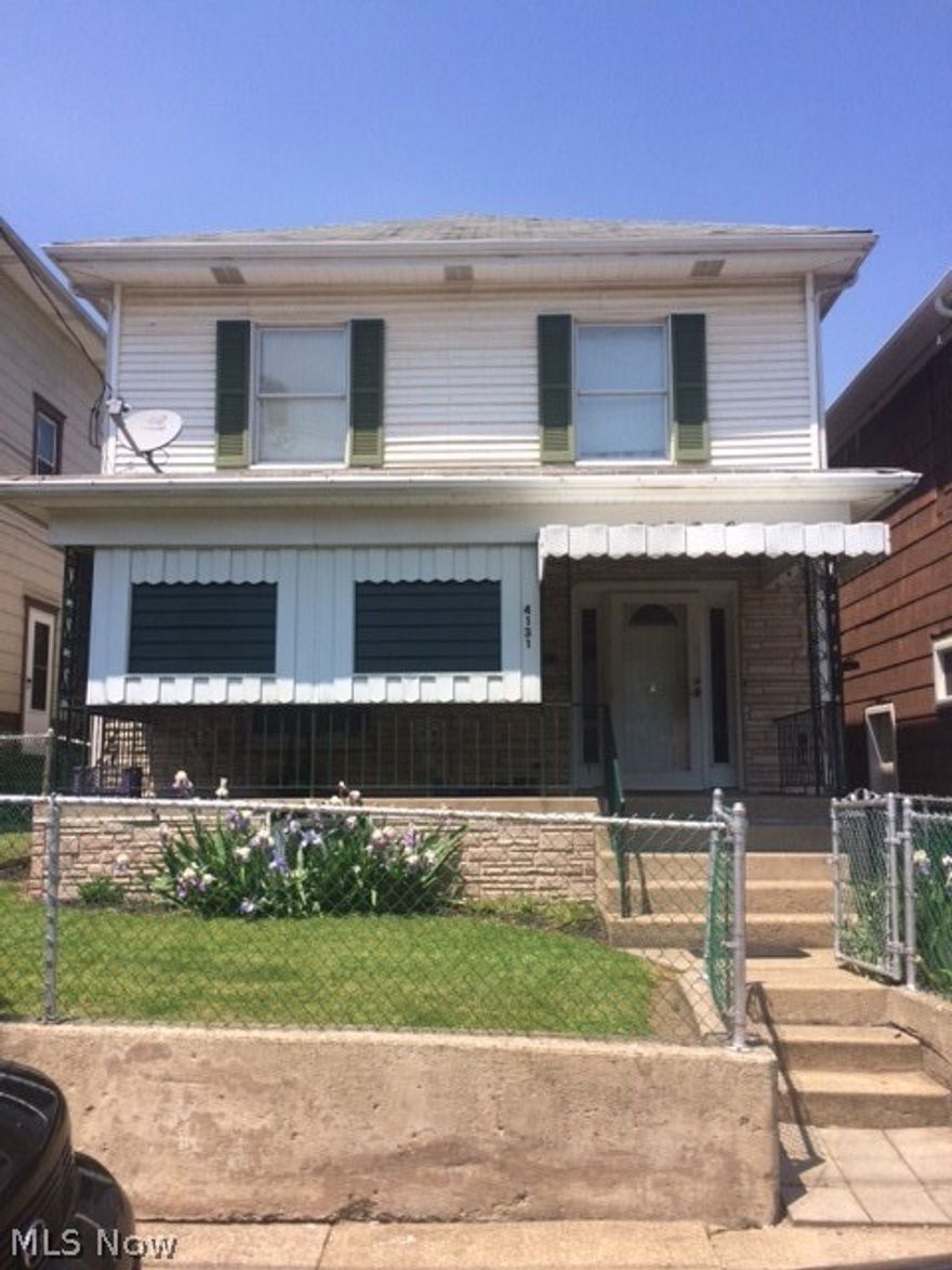 Well maintained 3 bedroom home located minutes from amenities and highways. Eat in kitchen and dining room prefect for family or entertaining. Large bathroom. Fenced in yard and 1 car garage.  Call today and bring an offer! Motivated seller!