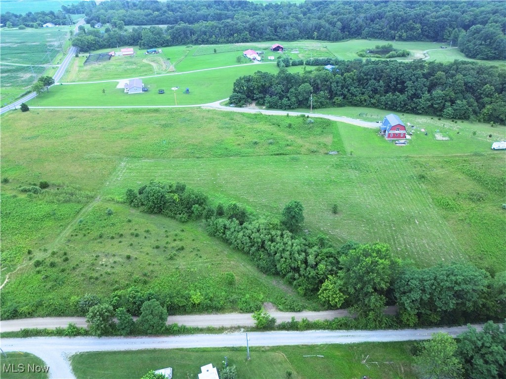 New listing! This beautiful 2.7-acre gently rolling building site offers a perfect blend of open space and trees, providing an ideal setting for your dream home. Conveniently located on State Route 28 between Chillicothe and Greenfield, the property offers a peaceful country atmosphere with easy access to city amenities. Whether you're looking to build or invest, don't miss this rare opportunity to own a stunning piece of real estate in a prime location.