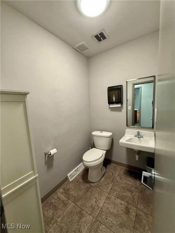 Elmknoll Heights - Commercial Sale