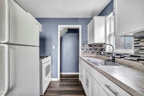 Tiny photo for 15404 Fernway Drive, Maple Heights, OH 44137 (MLS # 5178262)