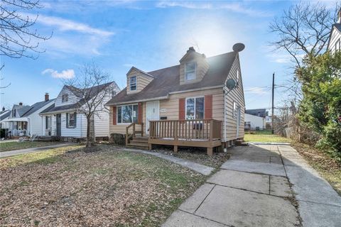 Tiny photo for 15404 Fernway Drive, Maple Heights, OH 44137 (MLS # 5178262)