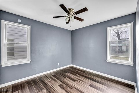 Tiny photo for 15404 Fernway Drive, Maple Heights, OH 44137 (MLS # 5178262)