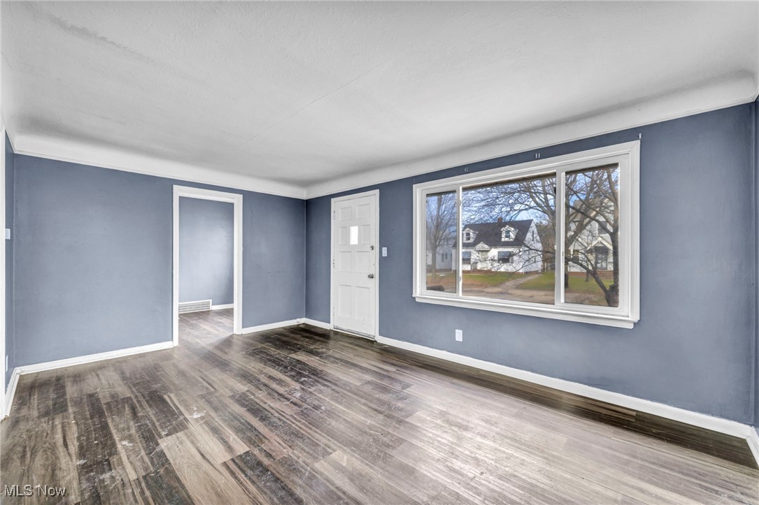 Cottage Hms Dev Cos Dunham Heights - Residential