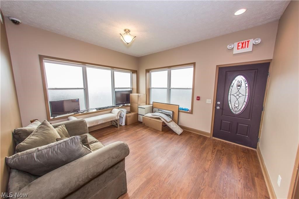 Canton - Commercial Sale