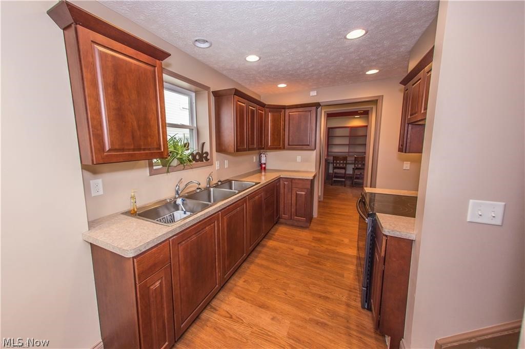 Canton - Commercial Sale