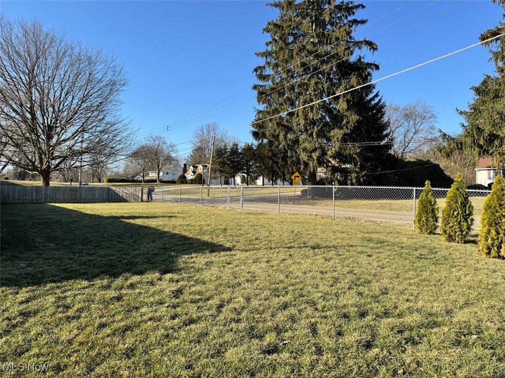 13000 Kreighbaum Road, Uniontown, Ohio image 4