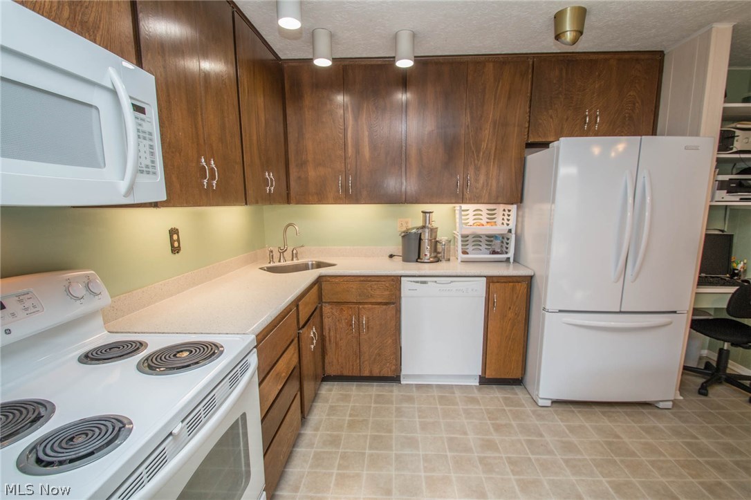 Otani Condo - Residential