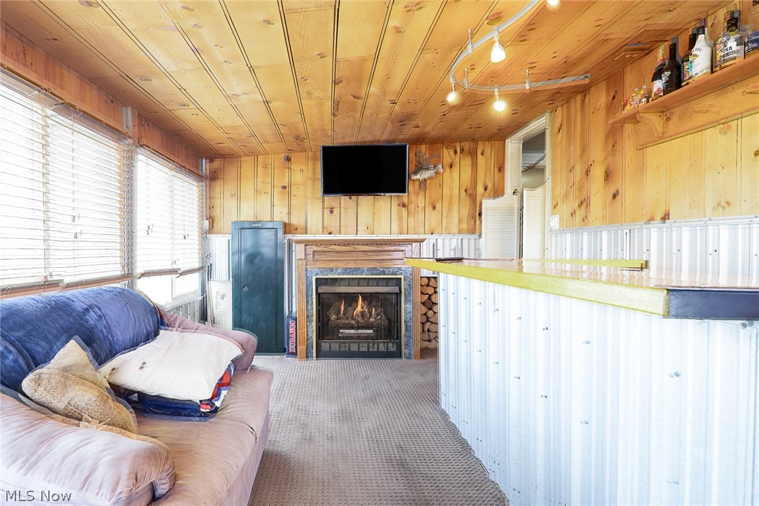 Village/Plymouth Sec 1 - Residential