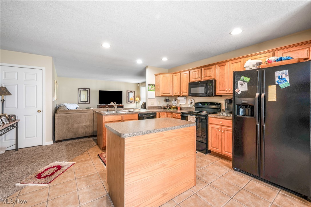 Youngstown, Ohio 44505, United States, 12 Bedrooms Bedrooms, ,8 BathroomsBathrooms,Residential,Active,94716