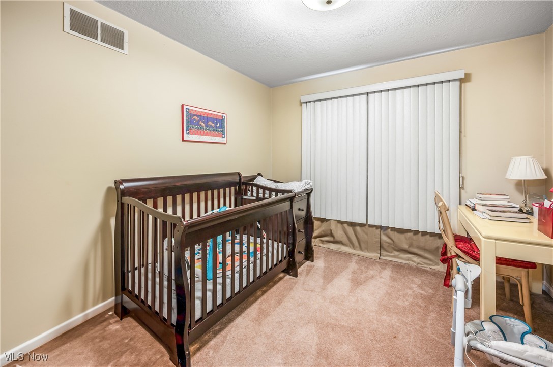 Youngstown, Ohio 44505, United States, 12 Bedrooms Bedrooms, ,8 BathroomsBathrooms,Residential,Active,94716