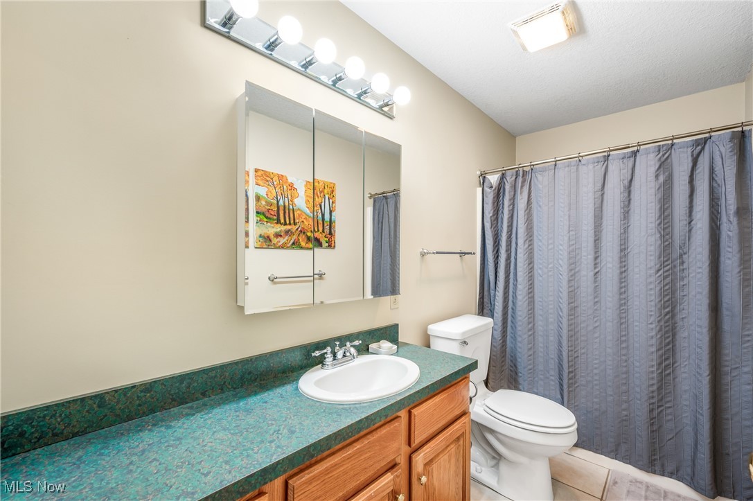 Youngstown, Ohio 44505, United States, 12 Bedrooms Bedrooms, ,8 BathroomsBathrooms,Residential,Active,94716