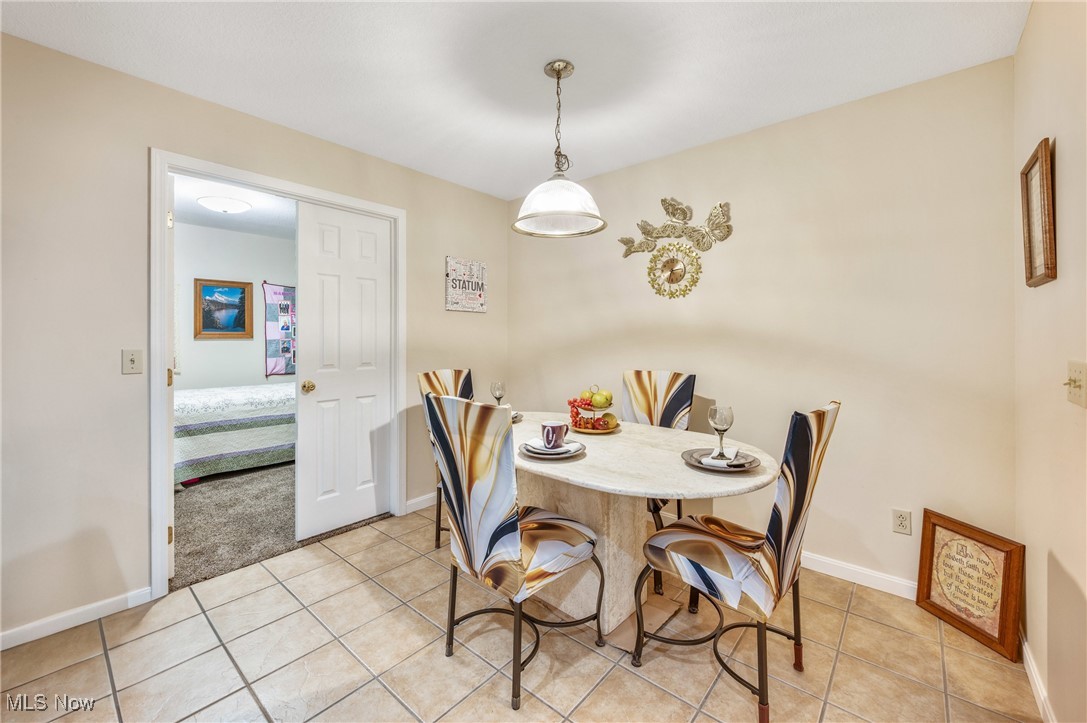 Youngstown, Ohio 44505, United States, 12 Bedrooms Bedrooms, ,8 BathroomsBathrooms,Residential,Active,94716