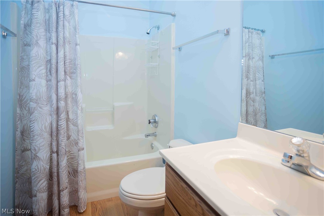 Ridgewood Condo - Residential