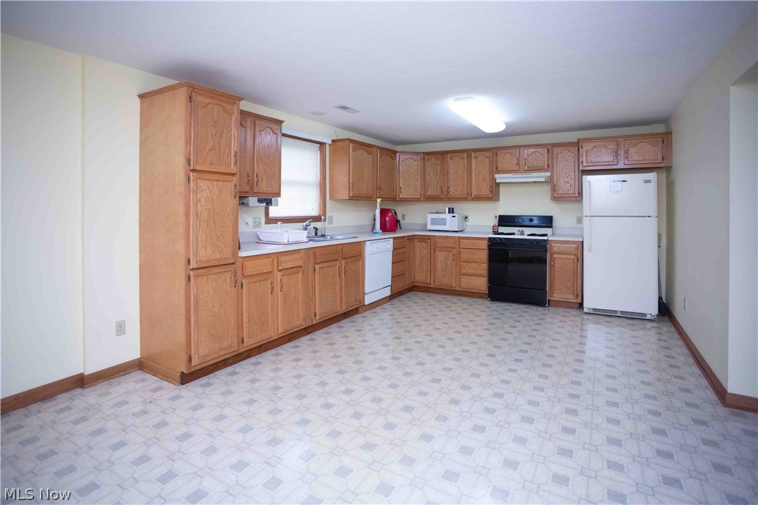 Ridgewood Condo - Residential