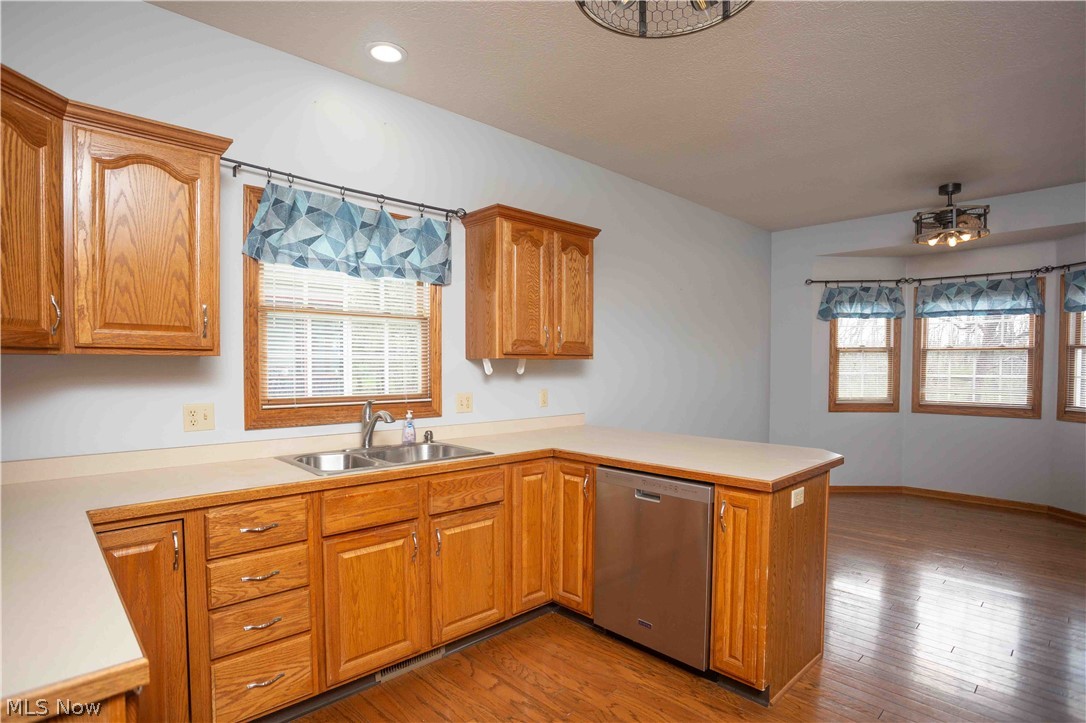 Ridgewood Condo - Residential