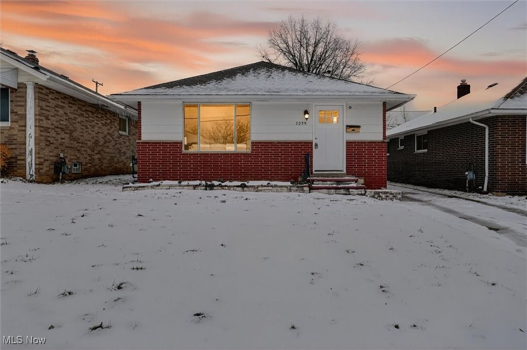 Photo of 5239 E 102nd Street, Garfield Heights, OH 44125 (MLS # 5177309)