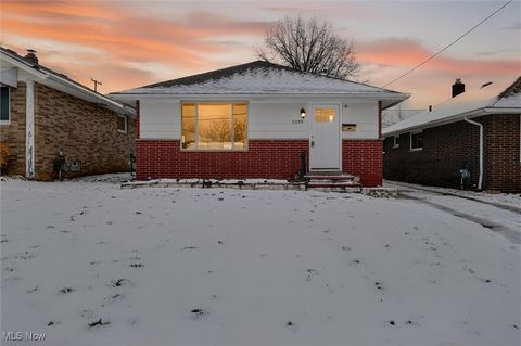 5239 E 102nd Street, Garfield Heights, OH 44125 - #: 5177309