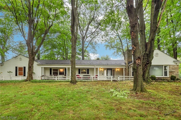 17191 SAGAMORE RD, BEDFORD, OH 44146 - Image a5e486f2ef6be9bd8a503fe9fb19928e/4099846989