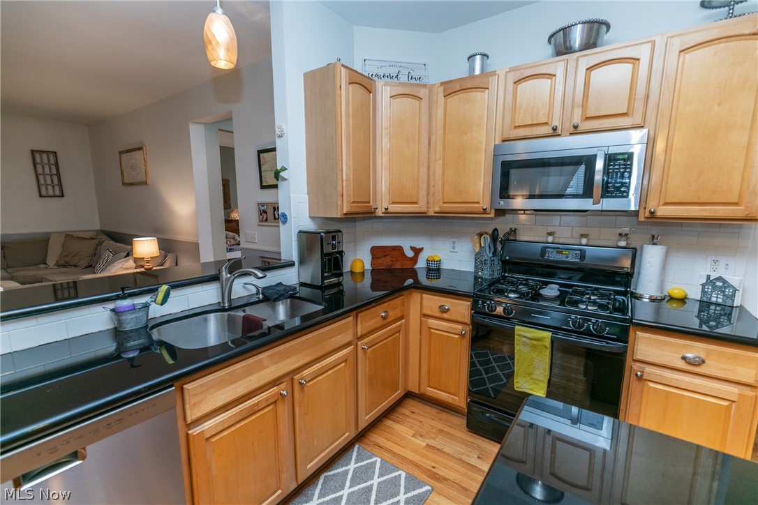 Lakeside Vlgs 04e - Residential