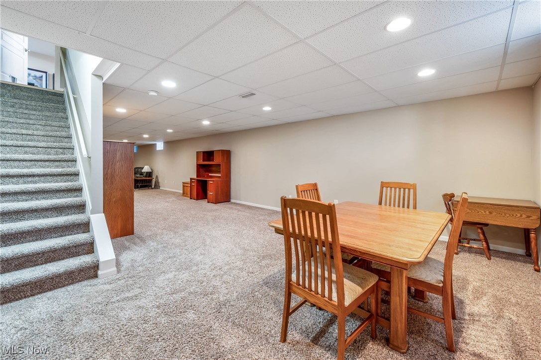 6378 Brianna Way, Warren, Ohio image 33
