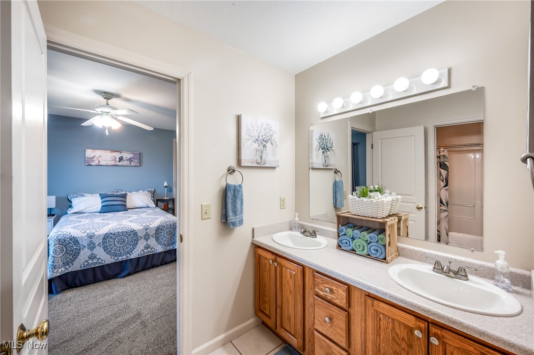 6378 Brianna Way, Warren, Ohio image 29