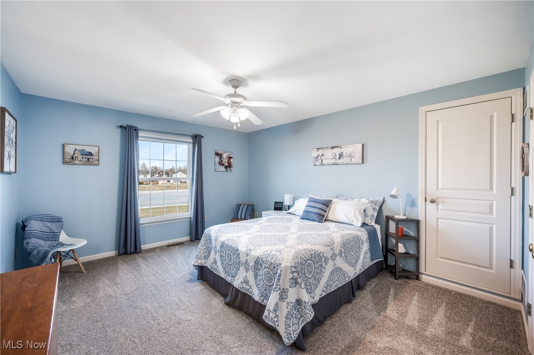 6378 Brianna Way, Warren, Ohio image 31