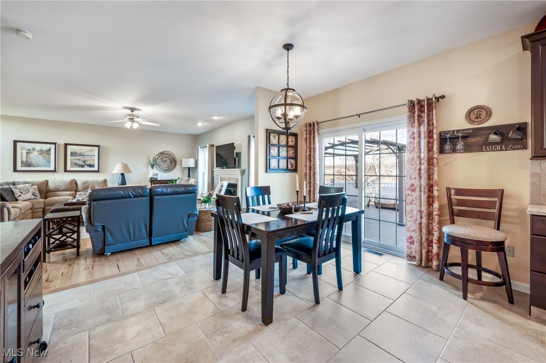 6378 Brianna Way, Warren, Ohio image 20