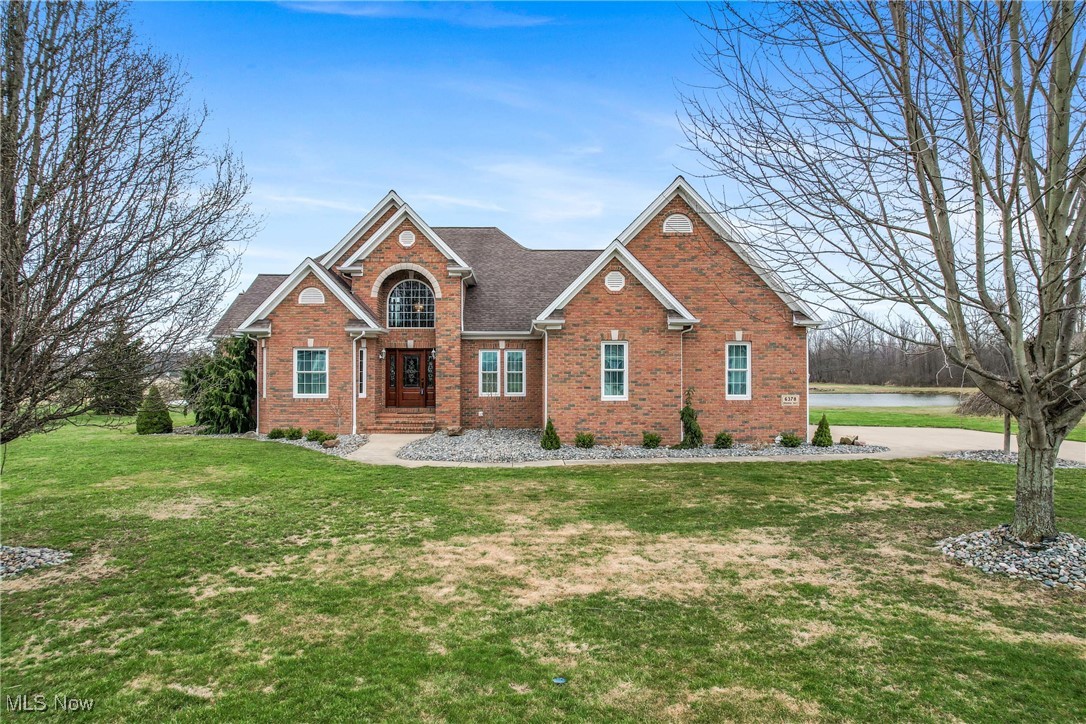 6378 Brianna Way, Warren, Ohio image 1
