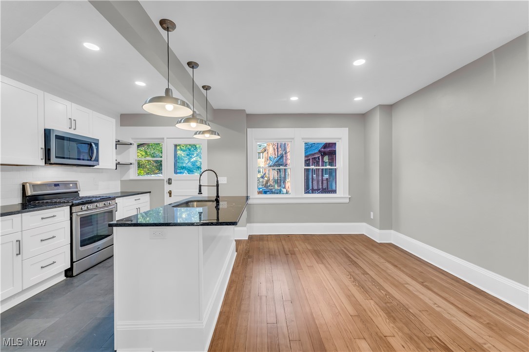 Henry Beach Sub - Residential