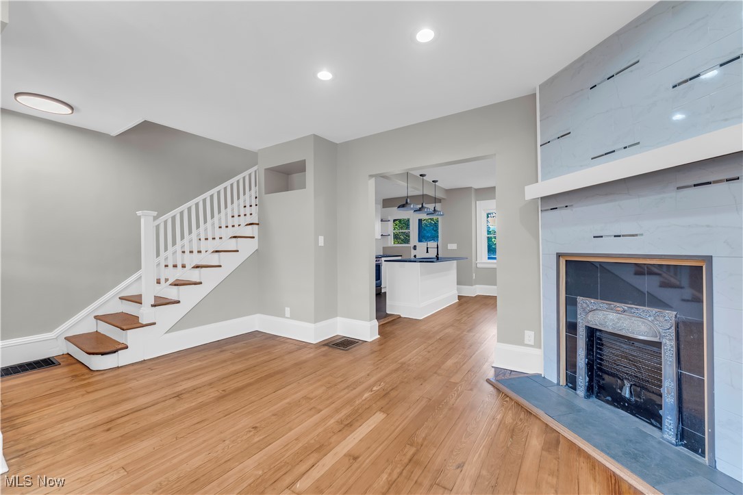 Henry Beach Sub - Residential