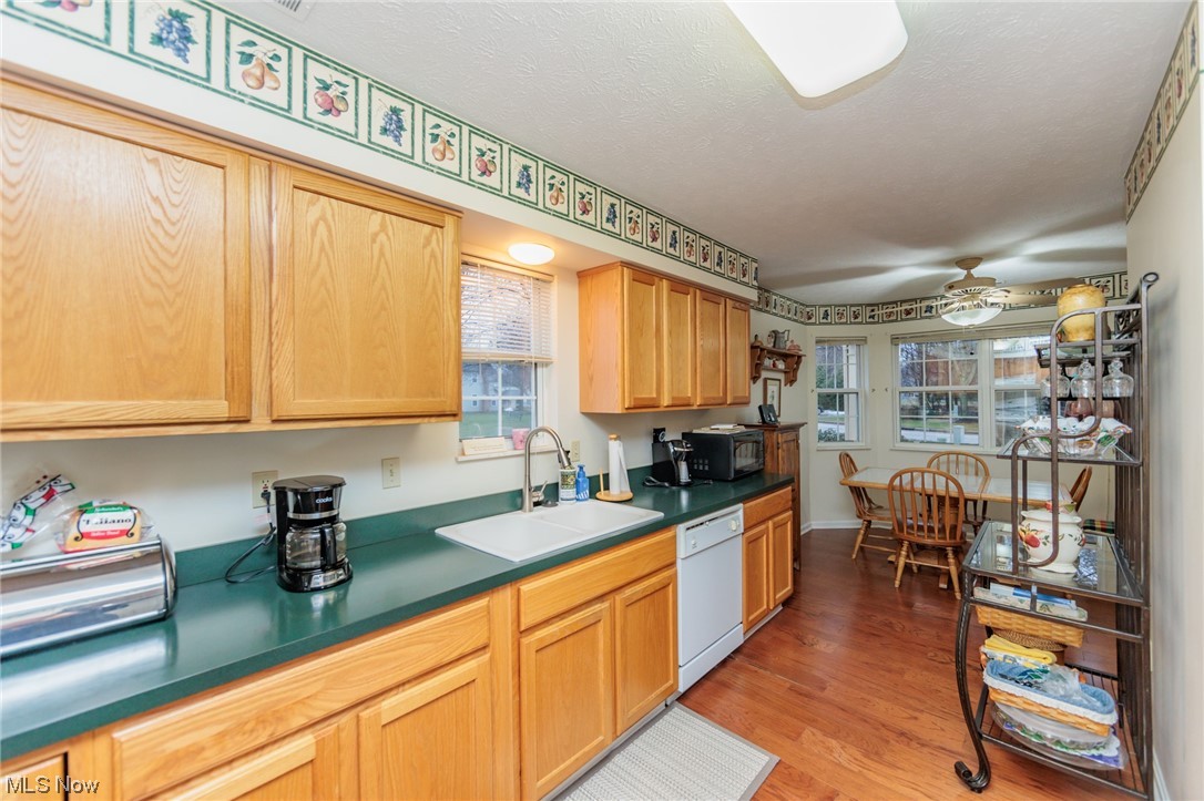 Villas/Crystal Lake Ph I - Residential