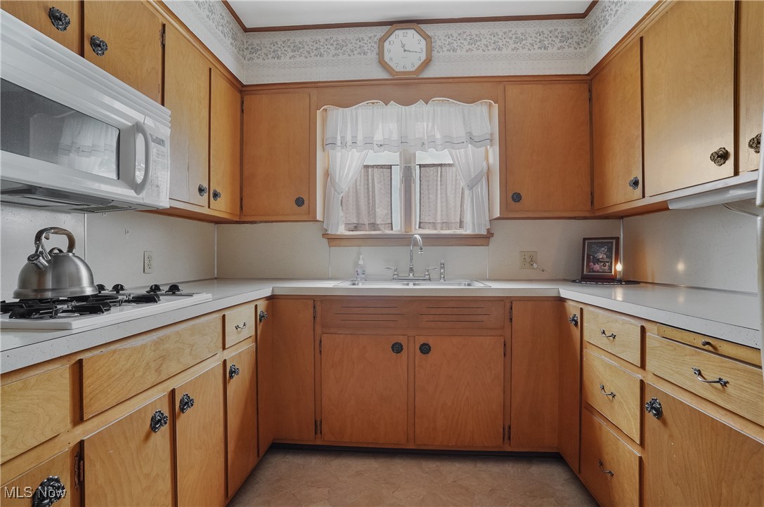 1783 Depot Road, Salem, Ohio image 4