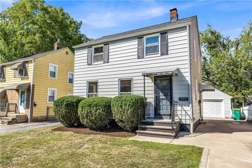 Single-family investment property with 3 bedrooms, 1 full bathroom and fully finished basement. The exterior has a 2-car detached garage and paved driveway for additional off-street parking. Great addition to any rental portfolio!