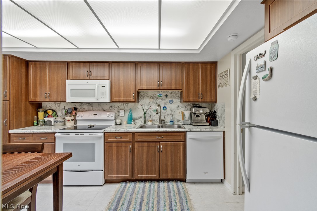 Harbour Light Condo - Residential