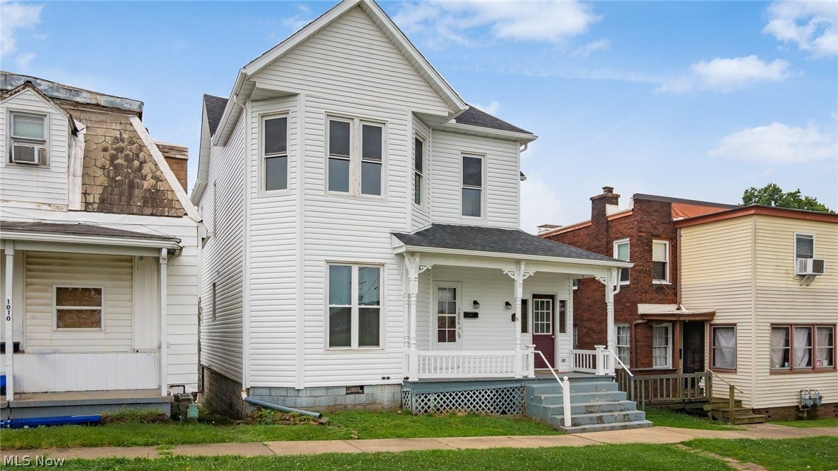 1006 Gaston Avenue