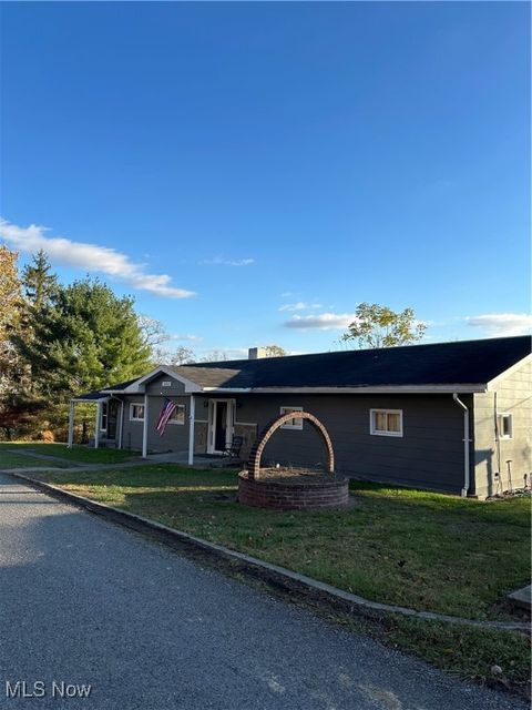 Homes For Sale - 44952 Moose Ridge Road<br/> Monroe County, Woodsfield, OH 43793