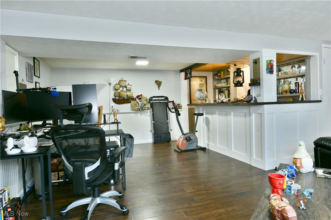 8018 Castle Rock Drive, Warren, Ohio image 42