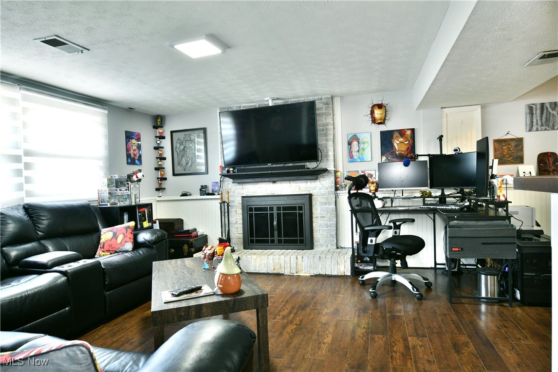 8018 Castle Rock Drive, Warren, Ohio image 40