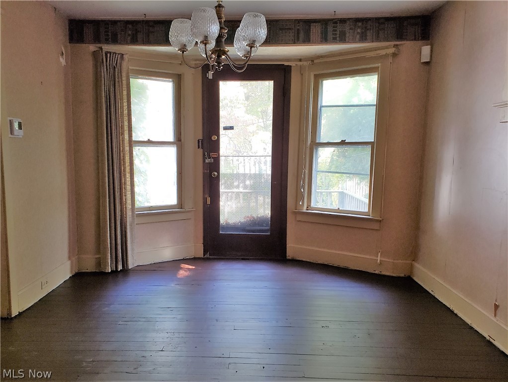 Elworthy-Helwick Cos St Clair - Residential