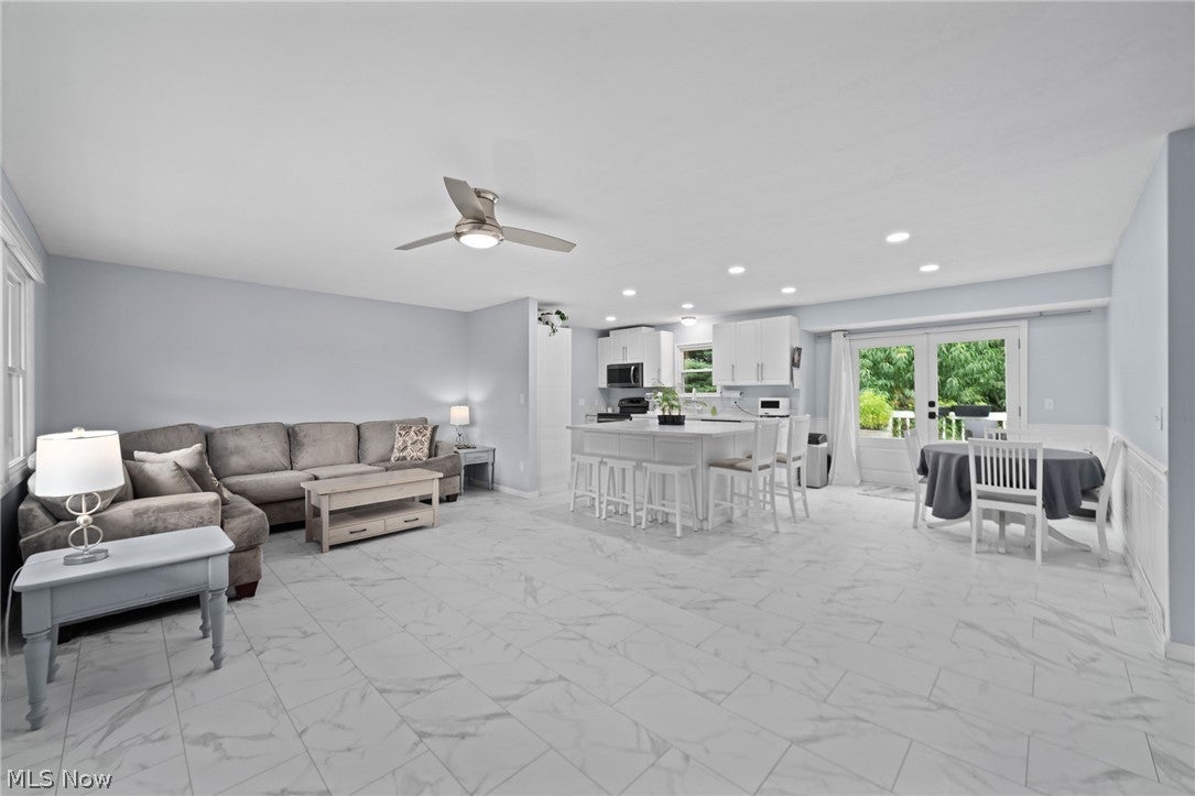 10461 Fort Laurens Road NW