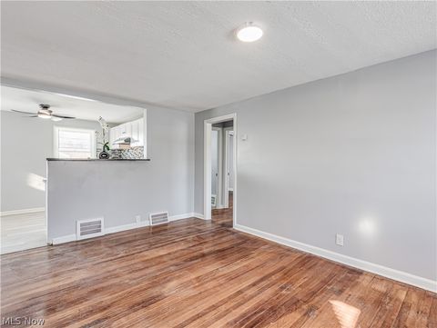 Tiny photo for 5728 South Boulevard, Maple Heights, OH 44137 (MLS # 5187594)