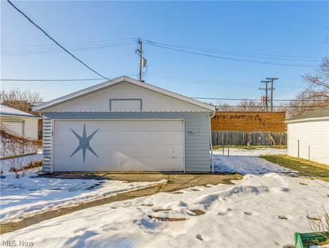 Tiny photo for 5728 South Boulevard, Maple Heights, OH 44137 (MLS # 5187594)