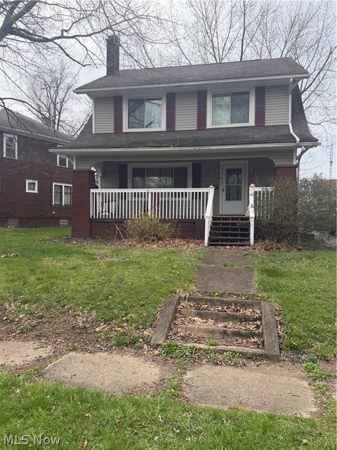 Homes For Sale - 3534 Fairmount Boulevard<br/> Canton, OH 44705