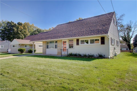 Tiny photo for 147 Catherine Lane, Alliance, OH 44601 (MLS # 5251961)