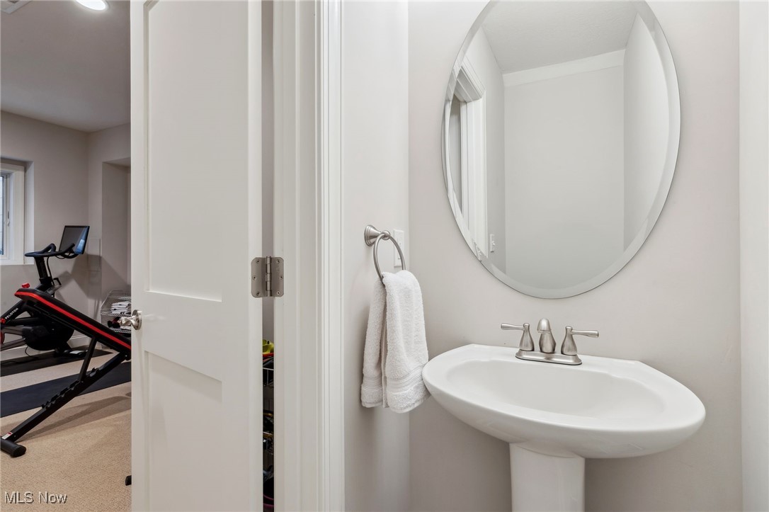 Westhampton/Crocker Park Ph Xvii - Residential Lease